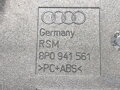 VIZITKÁR ZÁSUVKA AUDI A3 (8P1) 2003 - 2013 8P0941561