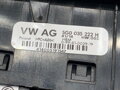 ZÁSUVKA / ULOŽENIE USB VW PASSAT B8 VARIANT (3G5, CB5) 2014 - 2022 5G0035222H