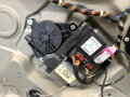 SŤAHOVAČKA OKNA PRAVÁ PREDNÁ SKODA OCTAVIA II (1Z3) 2004 - 2013 1T0959702D
