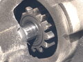 Štartér Nissan Qashqai II SUV (J11, J11_) 2013 - 2022 233006867R