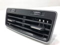 Mriežka ventilácie zadná Audi Q8 (4MN) 2018 - 2022 4M8819203A
