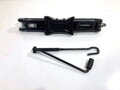 Páka / zdvihák zdvihák Audi A4 B9 (8W2, 8WC) 2015 - 2022 8W0011031D