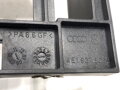 Poistková skrinka Audi A8 D3 (4E2, 4E8) 2002 - 2010 4E1937503A