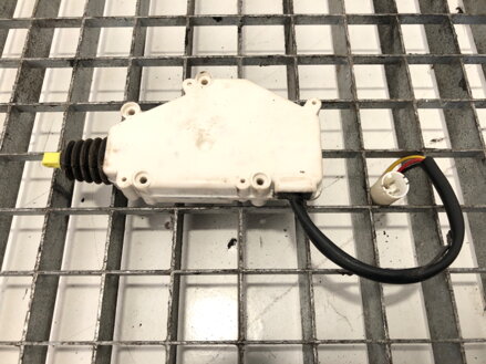 SERVOMOTOR / VZPERA CENTRÁLNEHO ZÁMKU DAF XF 2012 - 2022 1893637