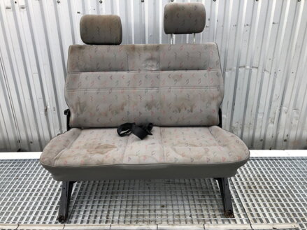 SEDADLO PRAVÉ PREDNÉ VW TRANSPORTER IV AUTOBUS (70B, 70C, 7DB, 7DK, 70J, 70K, 7DC, 7 1990 - 2004 SEDADLO PRAVÉ PREDNÉ VW TRANSPORTER IV AUTOBUS (70B, 70C, 7DB, 7DK, 70J, 70K, 7DC, 7 1990 - 2004