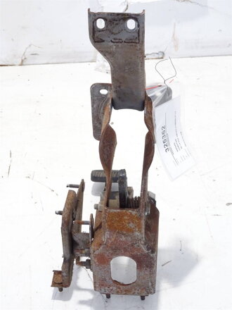 PEDÁL BRZDY NISSAN CABSTAR (F24M, F24W) 2006 - 2013