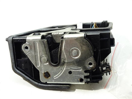 ZÁMOK PREDNÝ ĽAVÝ BMW X3 (E83) 2003 - 2011