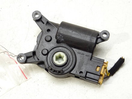 MOTORČEK RADIÁTORA KÚRENIA ALFA ROMEO GIULIA (952_) 2015 - 2022 MR113800-4210