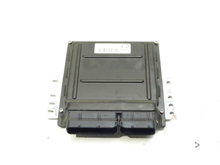 RIADIACA JEDNOTKA MOTORA NISSAN ALTIMA (L31) 2001 - 2007 MEC85-520