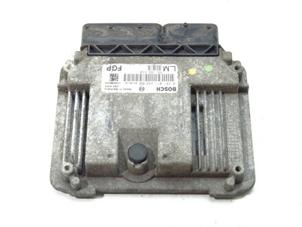 RIADIACA JEDNOTKA MOTORA OPEL VECTRA C KOMBI (Z02) 2003 - 2009 55189630