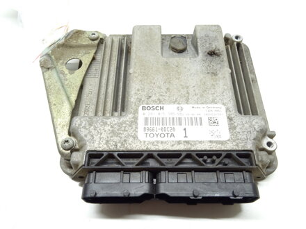 RIADIACA JEDNOTKA MOTORA TOYOTA YARIS (_P9_) 2005 - 2014 89661-0DC20