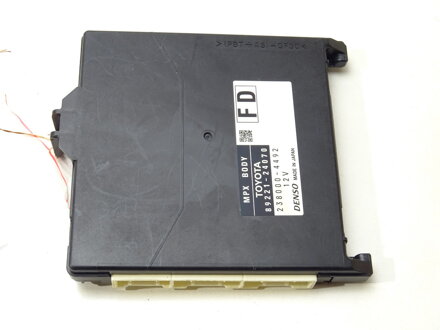 MODUL RIADIACA JEDNOTKA BODY LEXUS RC (_C1_) 2014 - 2022 89221-24070