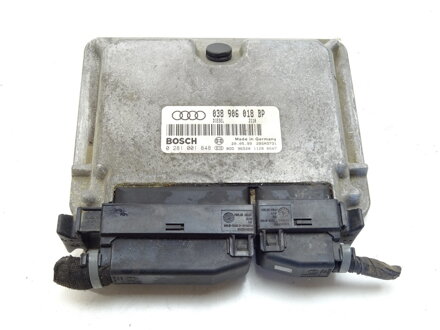 RIADIACA JEDNOTKA MOTORA AUDI A3 (8L1) 1996 - 2006 038906018BP