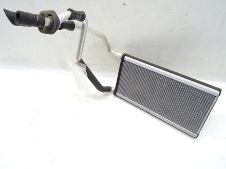 RADIÁTOR KÚRENIA PREDNÝ TOYOTA LAND CRUISER 200 (_J2_) 2007 - 2022