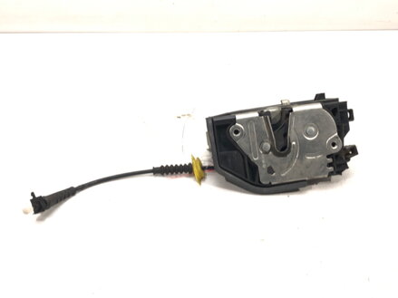 ZÁMOK DVERÍ ĽAVÝ PREDNÝ BMW X3 (E83) 2003 - 2011 7154619