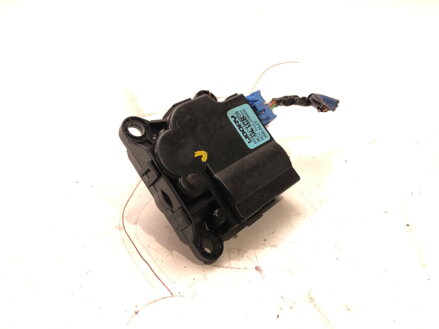 MOTOR RADIÁTORA KÚRENIA HYUNDAI ELANTRA V SEDAN (MD, UD) 2010 - 2022 D332-JY9AA03