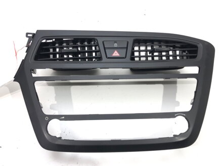 Mriežka ventilácie predná Hyundai I20 II (GB, IB) 2014 - 2022 84740-C8050