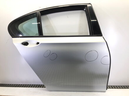 DVERE PRAVÉ ZADNÉ BMW 7 (F01, F02, F03, F04) 2008 - 2015
