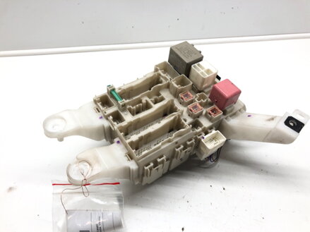MODUL BSI TOYOTA AURIS (_E15_) 2006 - 2012 82730-02140