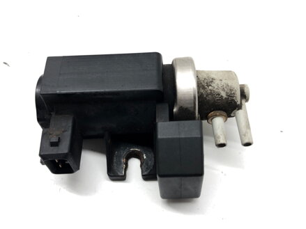 VENTIL PODTLAKU BMW 7 (F01, F02, F03, F04) 2008 - 2015 7595374
