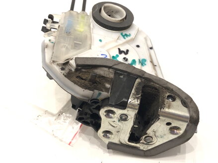 ZÁMOK DVERÍ PRAVÝ ZADNÝ TOYOTA AYGO (_B4_) 2014 - 2022