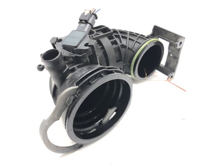 VZDUCHOVÉ POTRUBIE SKODA OCTAVIA IV (NX3, NN3) 2020 - 2022 04E145641D