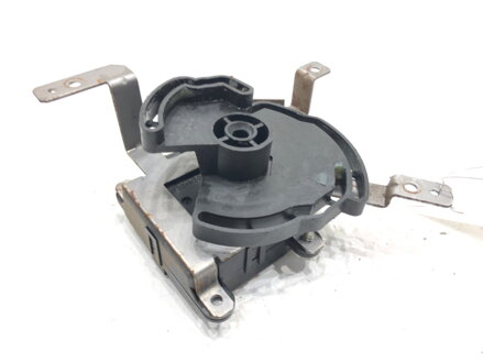 MOTOR RADIÁTORA KÚRENIA NISSAN MURANO I (Z50) 2002 - 2009 3K01030840