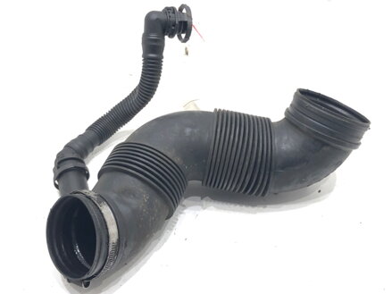 VZDUCHOVÉ POTRUBIE SKODA SUPERB II (3T4) 2008 - 2015 3C0129654M