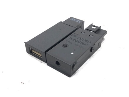 ZÁSUVKA / ULOŽENIE PORT USB AUX OPEL ASTRA J (P10) 2009 - 2015 13317917_13348688