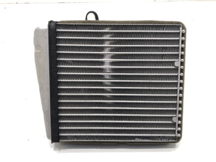 RADIÁTOR KÚRENIA AUDI A3 (8P1) 2003 - 2013 1K0819031A
