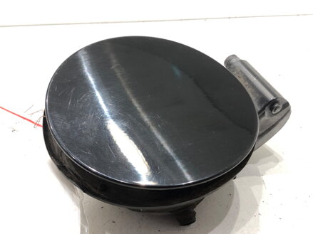 DVIERKA PALIVOVEJ NÁDRŽE VOLVO V40 LIFTBACK (525, 526) 2012 - 2022 31278862