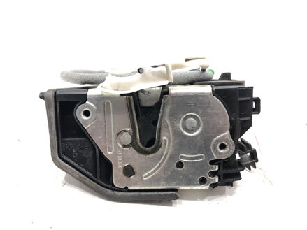 ZÁMOK DVERÍ ĽAVÝ PREDNÝ BMW X3 (E83) 2003 - 2011 7202143