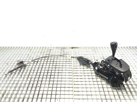 Riadiaca páka volič prevodovky Toyota Yaris (_P13_) 2010 - 2022