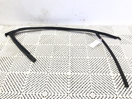 TESNENIE RÁMIK DVERÍ PREDNÁ ĽAVÁ SKODA SUPERB III KOMBI (3V5) 2015 - 2022 TAB019410A