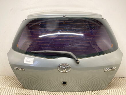 VEKO BATOŽINOVÉHO PRIESTORU KUFOR ZADNÝ TOYOTA YARIS (_P9_) 2005 - 2014