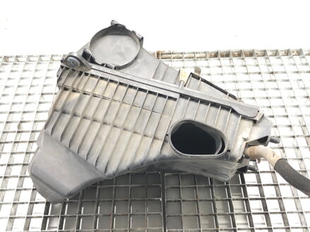 KRYT FILTRA VZDUCHU VW TOUAREG (7LA, 7L6, 7L7) 2002 - 2013 7L6129601Q