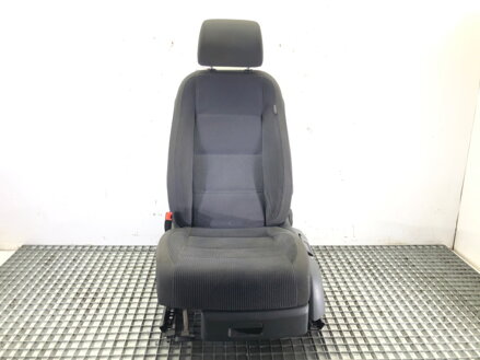 SEDADLO ĽAVÉ PREDNÉ VW JETTA III (1K2) 2004 - 2013