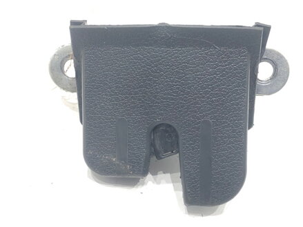 ZÁMOK VEKA BATOŽINOVÉHO PRIESTORU ZADNÝ SEAT LEON (1P1) 2005 - 2013 5P0827505C