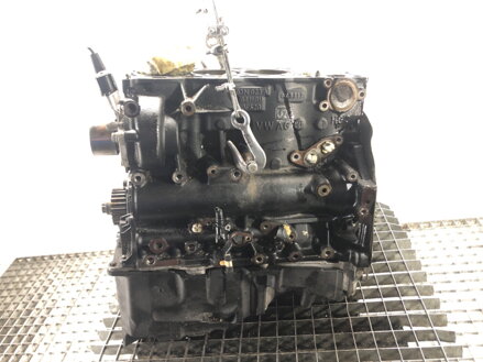 BLOK MOTORA HRIADEĽ PIESTY AUDI A4 B9 AVANT (8W5, 8WD) 2015 - 2022 DET 03N023A