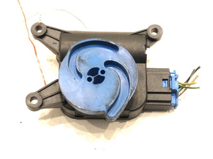 MOTOR RADIÁTORA KÚRENIA AUDI A4 B7 AVANT (8ED) 2004 - 2008 0132801322