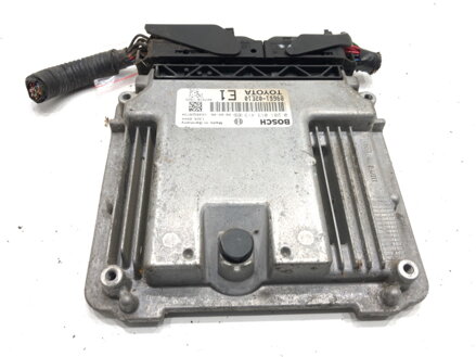 RIADIACA JEDNOTKA MOTORA TOYOTA AURIS (_E15_) 2006 - 2012 89661-02E10