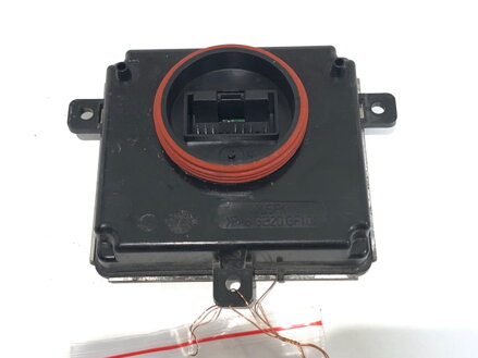 RIADIACA JEDNOTKA MODUL LED AUDI Q5 (8RB) 2008 - 2017 4G0907697D