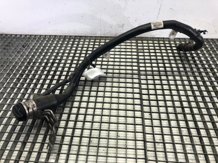 POTRUBIE NALIEVACIEHO HRDLA PALIVA BMW 5 (G30, F90) 2016 - 2022 7353911