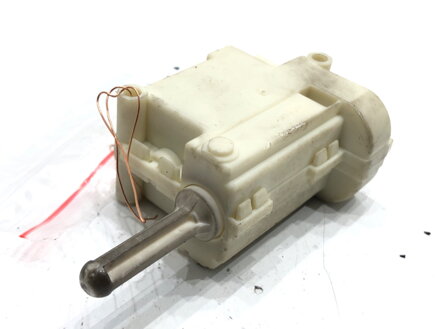 SERVOMOTOR / VZPERA ZÁMKU VEKA BATOŽINOVÉHO PRIESTORU ALFA ROMEO GT (937_) 2003 - 2010