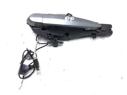 KĽUČKA VONKAJŠIA PRAVÁ PREDNÁ BMW X1 (E84) 2009 - 2015