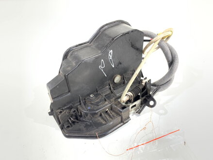 ZÁMOK DVERÍ PRAVÝ PREDNÝ BMW 1 (E87) 2003 - 2013 7154628