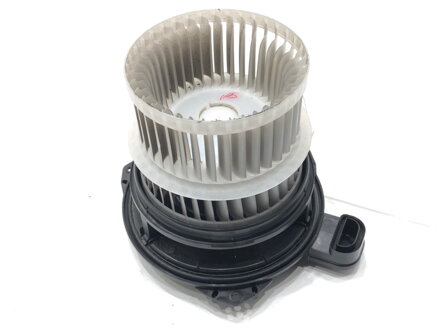 VENTILÁTOR KÚRENIA TOYOTA COROLLA LIFTBACK (_E21_) 2018 - 2022