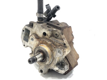 VSTREKOVACIE ČERPADLO OPEL ASTRA H (A04) 2004 - 2014 8973279240