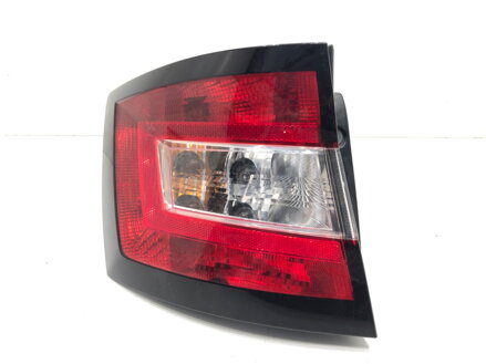 SVETLO ĽAVÉ ZADNÉ SKODA FABIA III KOMBI (NJ5) 2014 - 2022 6V9945095