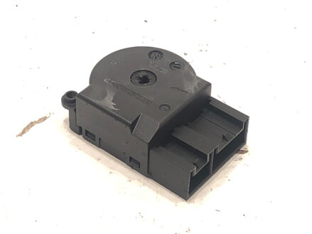 KOCKA / KONEKTOR SPÍNACEJ SKRINKY FIAT GRANDE PUNTO (199_) 2005 - 2022 51813197